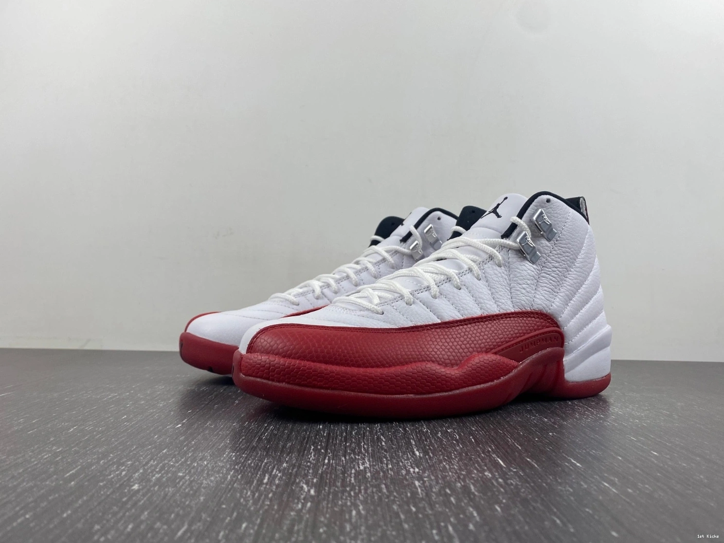 CT8013-116 Cherry Air 12 Jordan 0412